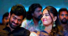 <font style='color:#000000'>Anushka refutes marriage rumors with Prabhas</font>