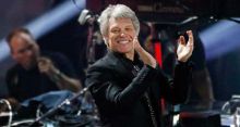 <font style='color:#000000'>Bon Jovi honoured with icon award</font>