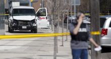 <font style='color:#000000'>Toronto van attack: 10 pedestrians killed</font>