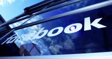 <font style='color:#000000'>Opinion: Facebook again botches a data crisis</font>