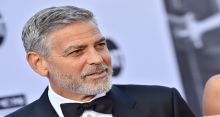 <font style='color:#000000'>George Clooney injured in Italy</font>