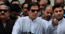 <font style='color:#000000'>Imran Khan wins Pakistan election</font>