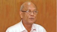<font style='color:#000000'>Nahid sits with school, college principals</font>