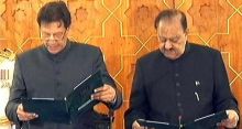 <font style='color:#000000'>Imran Khan sworn in as prime minister</font>